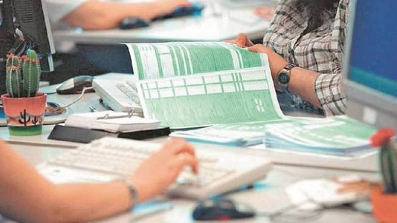 Επίσημο: Παρατείνεται έως 15 Σεπτεμβρίου η υποβολή φορολογικών δηλώσεων