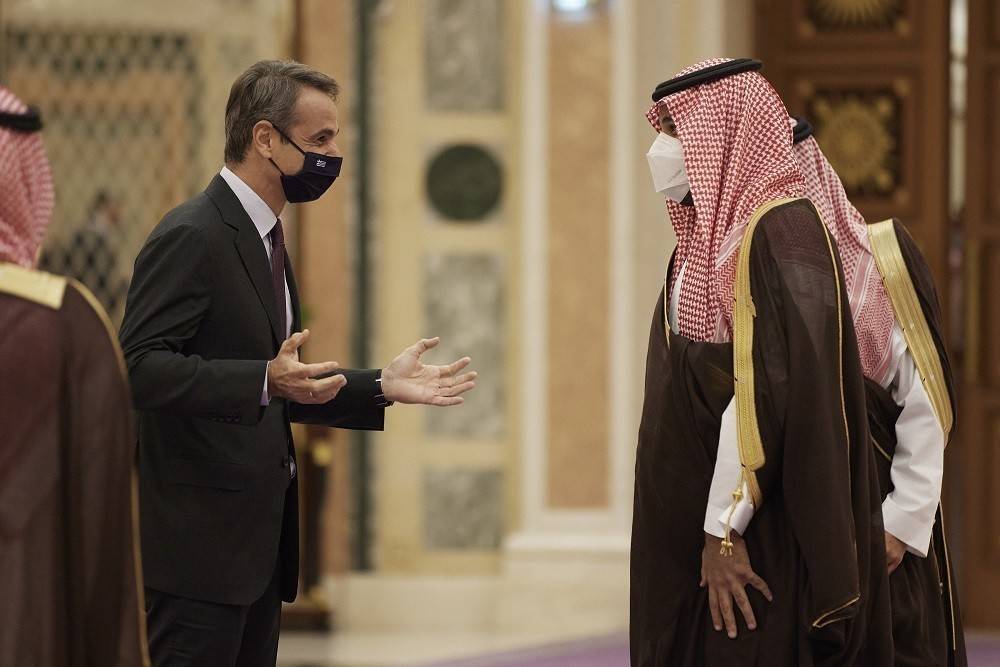 Μητσοτάκης: Συναντήθηκε με τον πρωθυπουργό του Μπαχρέιν