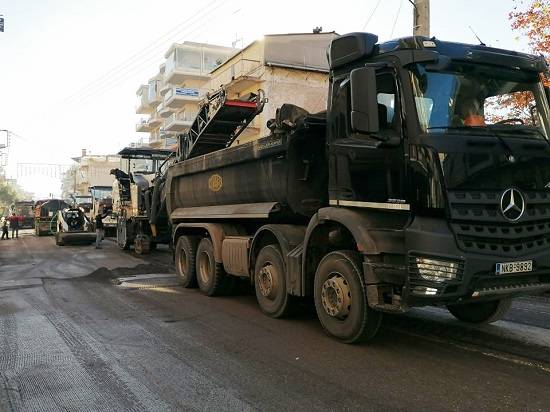 Εργασίες ασφαλτόστρωσης στο κέντρο της Θεσσαλονίκης