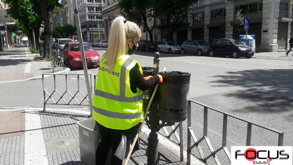 Θεσσαλονίκη: Απομακρύνονται προληπτικά κάδοι από το κέντρο της πόλης λόγω Πολυτεχνείου