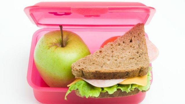 ΗΧΗΤΙΚΟ: Αλαλούμ με τα σχολικά γεύματα στη Θεσσαλονίκη – Άφησαν μαθητές χωρίς φαγητό σε ολοήμερα σχολεία