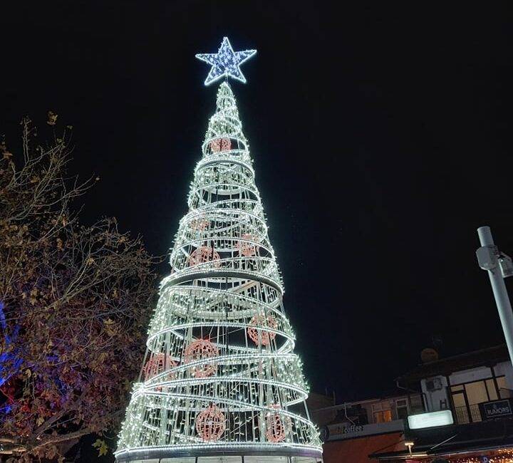 Άνοιξε η αυλαία των χριστουγεννιάτικων εκδηλώσεων στο δήμο Θέρμης – Όλο το εορταστικό πρόγραμμα
