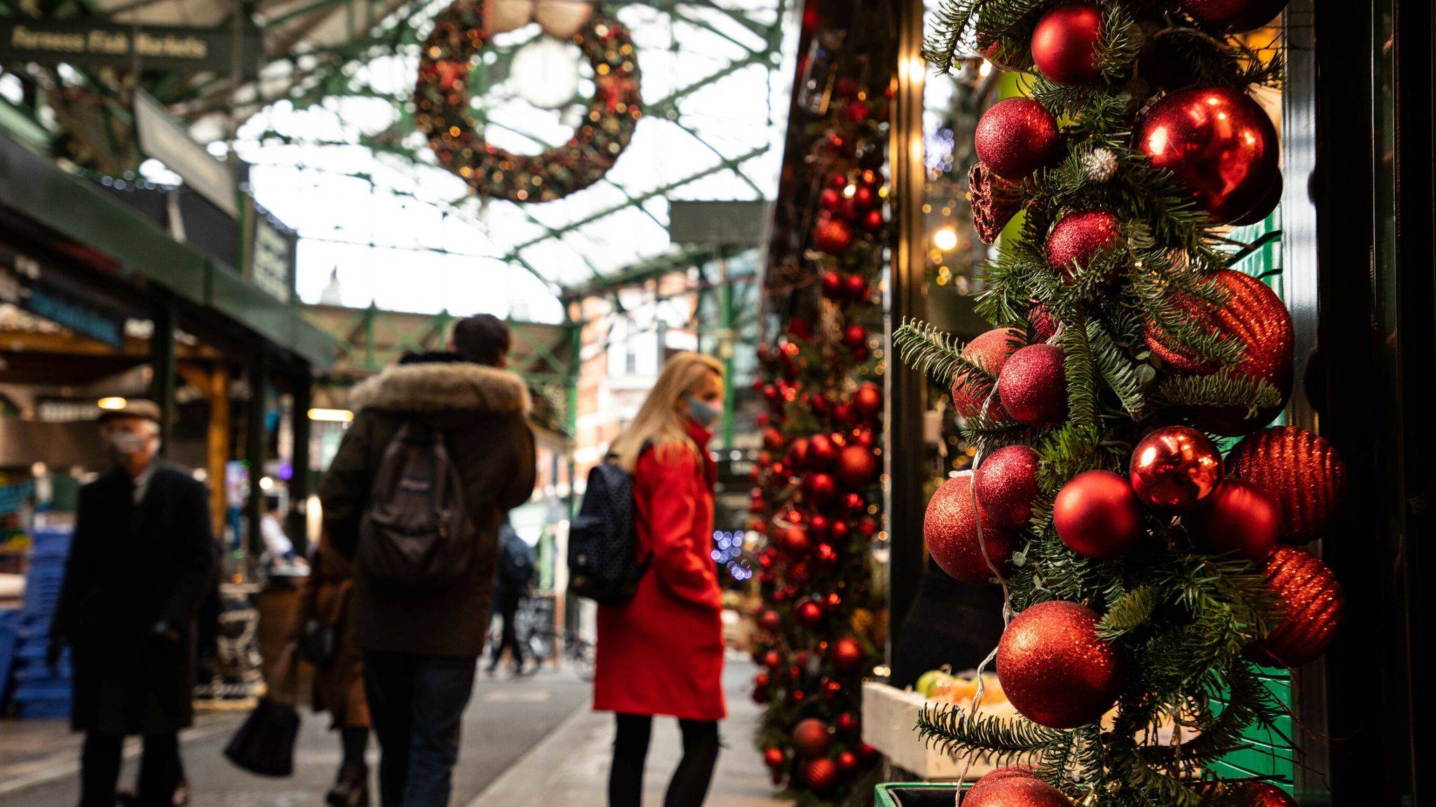 Καιρός: Με ηλιοφάνεια και χαμηλές θερμοκρασίες η παραμονή των Χριστουγέννων