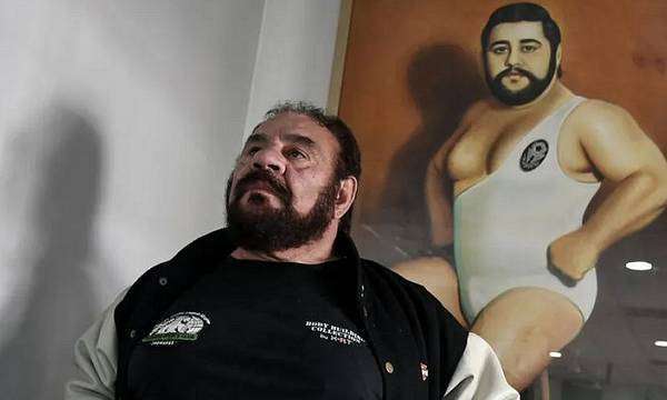 Πέθανε ο Γιώργος Τρομάρας