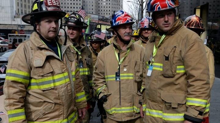 ΗΠΑ: Τουλάχιστον 13 νεκροί από πυρκαγιά σε τριώροφο κτίριο στη Φιλαδέλφεια