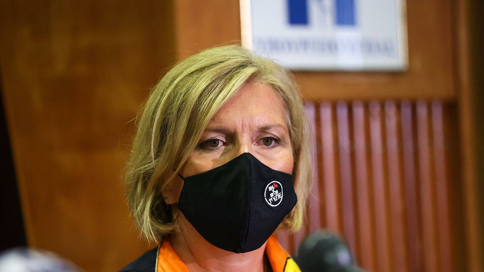 BINTEO - Πάτρα: Νέες αποδοκιμασίες κατά της Μ.Γκάγκα από υγειονομικούς σε αναστολή