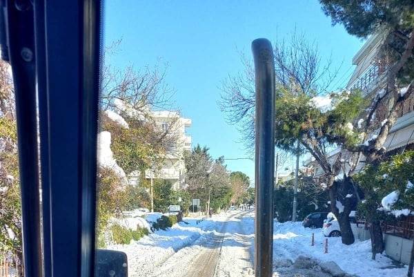 Κακοκαιρία «Ελπίδα»: Για 5η μέρα χωρίς ρεύμα το Χαλάνδρι – Σε ξενοδοχεία μεταφέρονται οι κάτοικοι