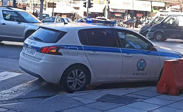 Νέος Κόσμος: Συνελήφθη 31χρονος αστυνομικός – Ξυλοκόπησε τη σύντροφό του