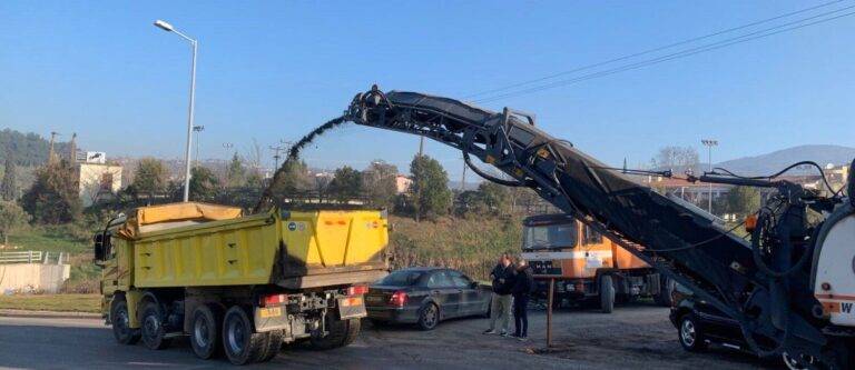 Θεσσαλονίκη: Συνεχίζονται οι ασφαλτοστρώσεις στο δήμο Θέρμης