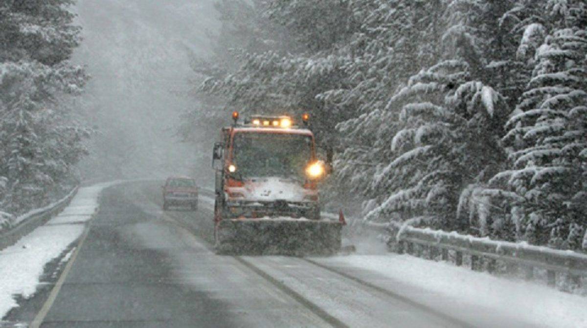 Σε πλήρη ετοιμότητα οι δήμοι στην περιοχή της Αττικής ενόψει του επερχόμενου χιονιά