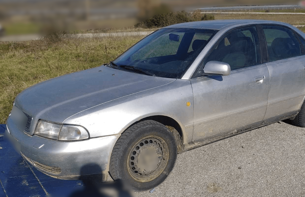 Συνελήφθη αλλοδαπός διακινητής ο οποίος προωθούσε στο εσωτερικό της χώρας παράνομους μετανάστες