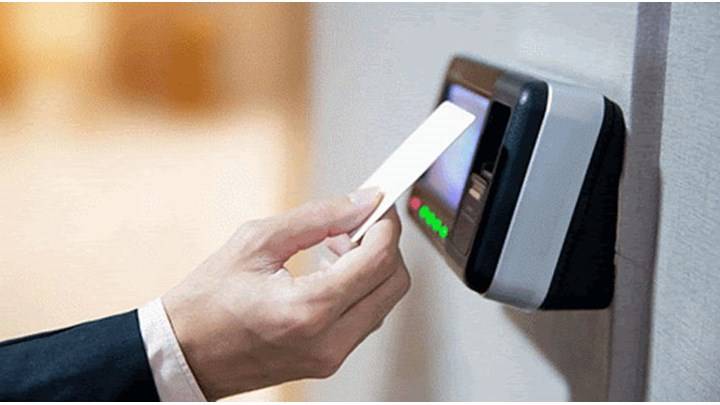 Πότε και πώς θα ξεκινήσει η εφαρμογή της ψηφιακής κάρτας εργασίας.