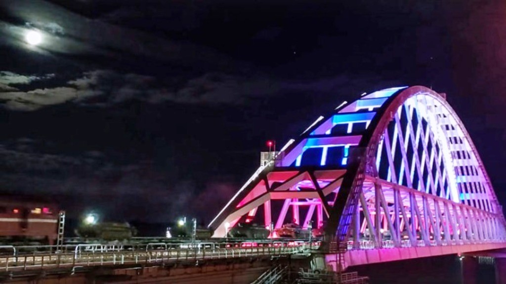 Βίντεο με την αποχώρηση στρατευμάτων από τα δυτικά και από την Κριμαία παρουσίασε η Ρωσία