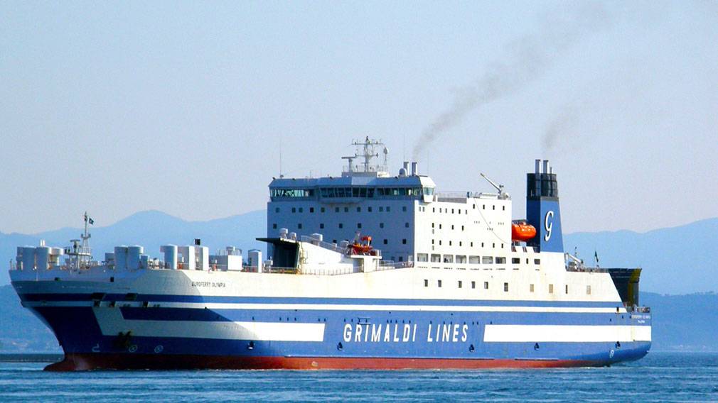 Συνελήφθησαν ο πλοίαρχος και δύο μηχανικοί του Euroferry Olympia – Οδηγήθηκαν στον εισαγγελέα