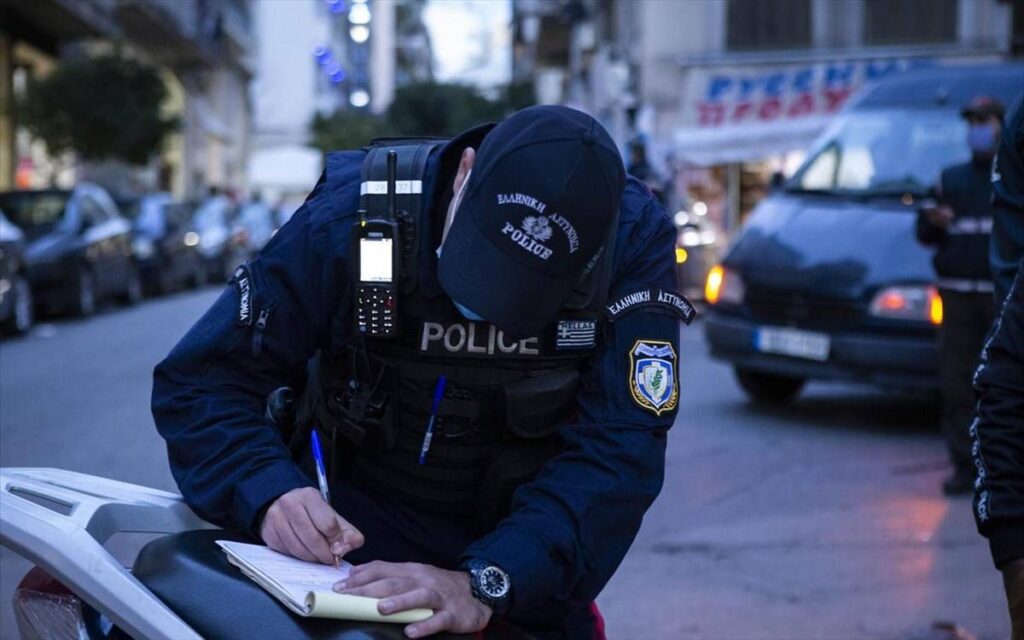 Στη Θεσσαλονίκη χθες τα περισσότερα πρόστιμα για μη χρήση μάσκας
