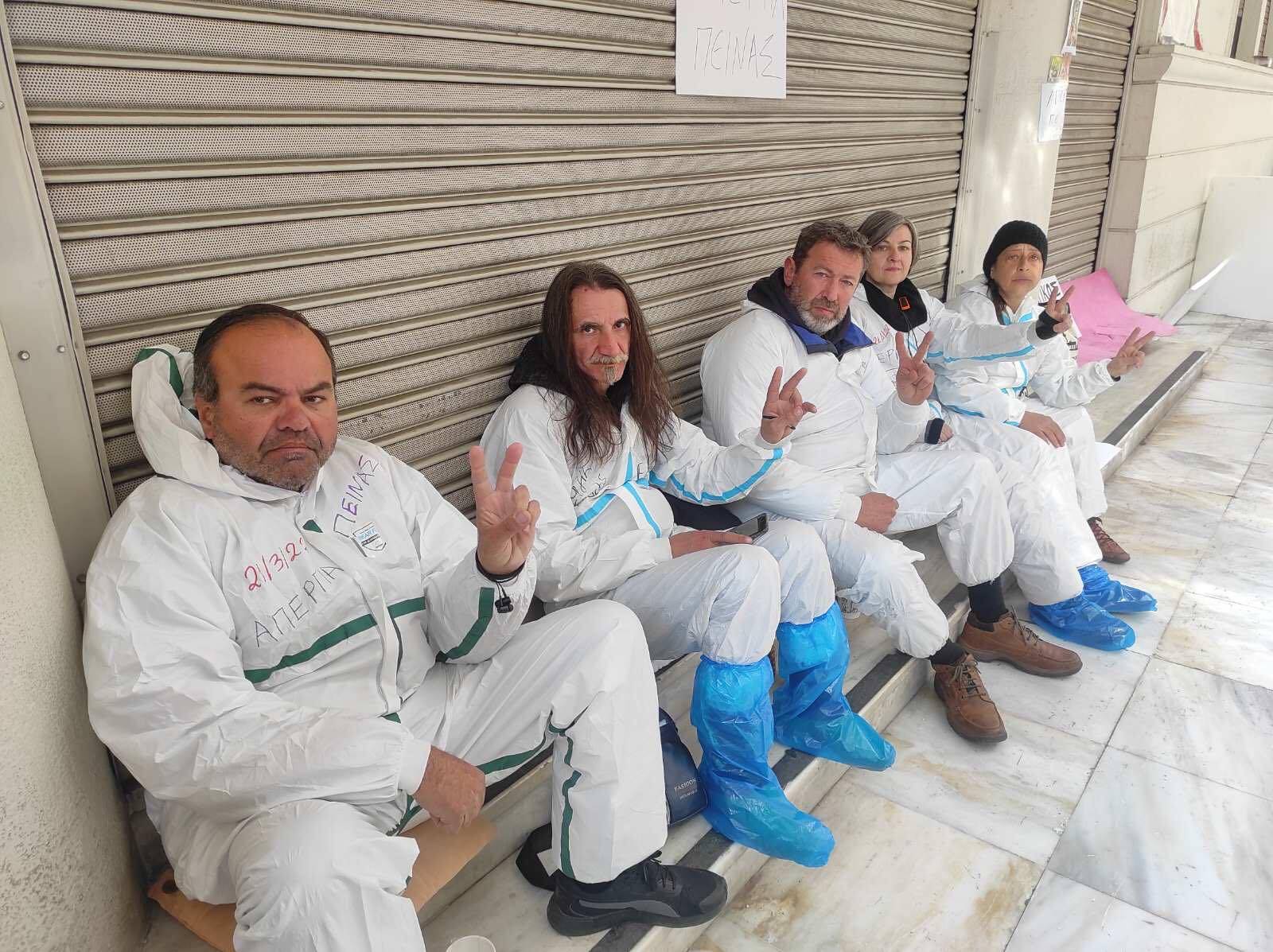 Κώστας Τζίφας, αναισθησιολόγος σε αναστολή: "Το θέμα είναι πολιτικό. Θέλουν ο Έλληνας να μάθει να ζει με περιορισμένες ελευθερίες να γίνει ένας αριθμός" - ΗΧΗΤΙΚΟ Focus FM