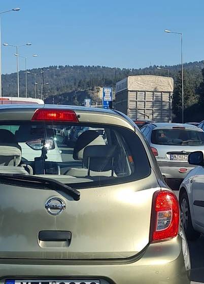 ΤΩΡΑ- Μποτιλιάρισμα στην Περιφερειακή Οδό της Θεσσαλονίκης