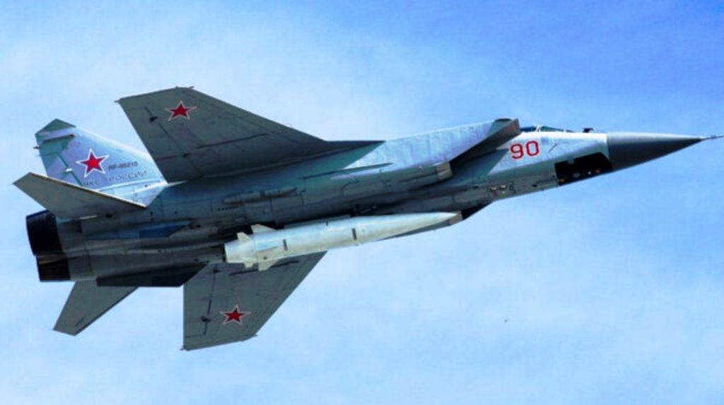 Με τους πυραύλους «Στιλέτο» Kh-47M2 Kinzhal και ταχύτητα 10 Mach έπληξαν οι Ρώσοι αποθήκη πυραύλων και πυρομαχικών για αεροσκάφη στην Ουκρανία