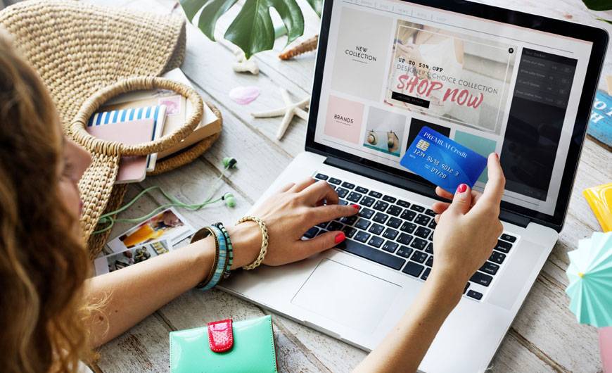 Απάτη από eshop με λεία 4000 ευρώ