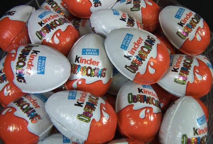Ύποπτα για σαλμονέλα τα σοκολατένια αυγά Kinder