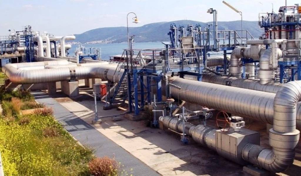 Με το κόστος ενέργειας να "έχει πάρει φωτιά".. για "ενεργειακή επάρκεια" και "χαμηλότερες τιμές" έκανε λόγο ο Κυριάκος Μητσοτάκης από τη Ρεβυθούσα