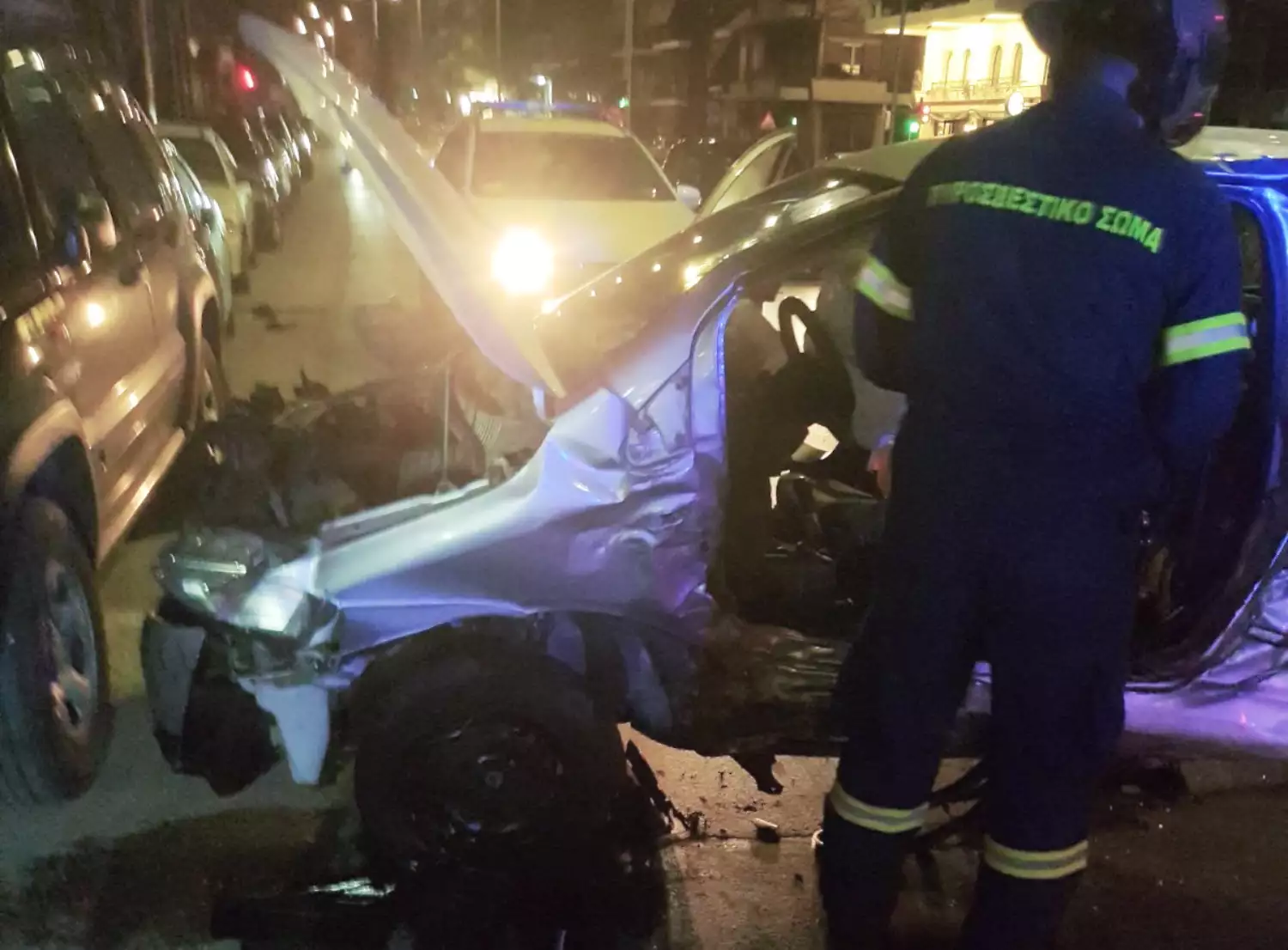 Σοβαρό τροχαίο στη Λάρισα με τραυματία ένα 34χρονο