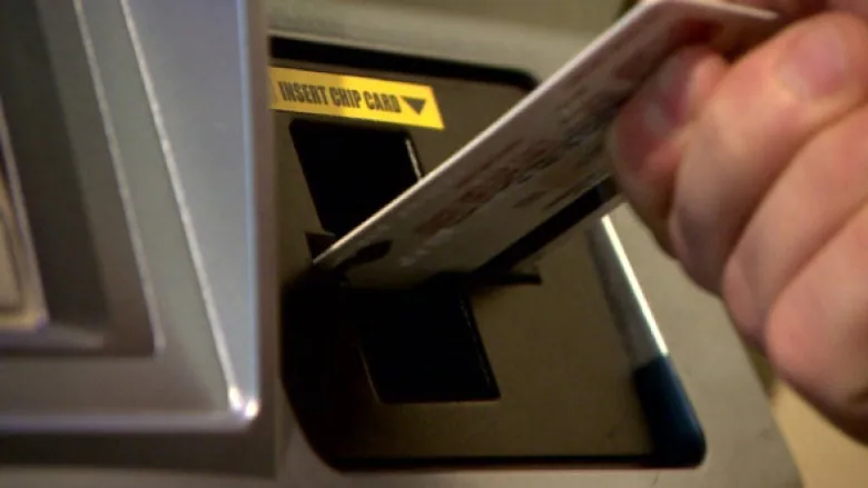 Μεγάλη εβδομάδα: Kαταβάλλονται έκτακτο επίδομα, δώρο Πάσχα και συντάξεις