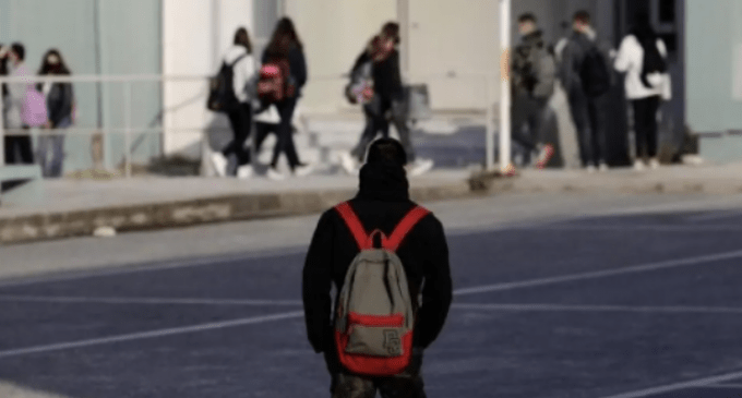Συνελήφθη καθηγήτρια στα Πατήσια με την κατηγορία ότι χτύπησε μαθητή της