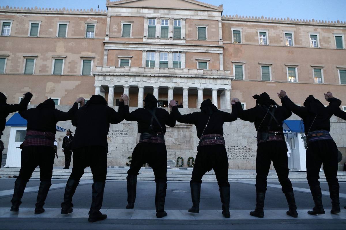 Ρίγη συγκίνησης σκόρπισε ο Πυρρίχιος χθες ημέρα μνήμης για τη Γενοκτονία των Ελλήνων του Πόντου