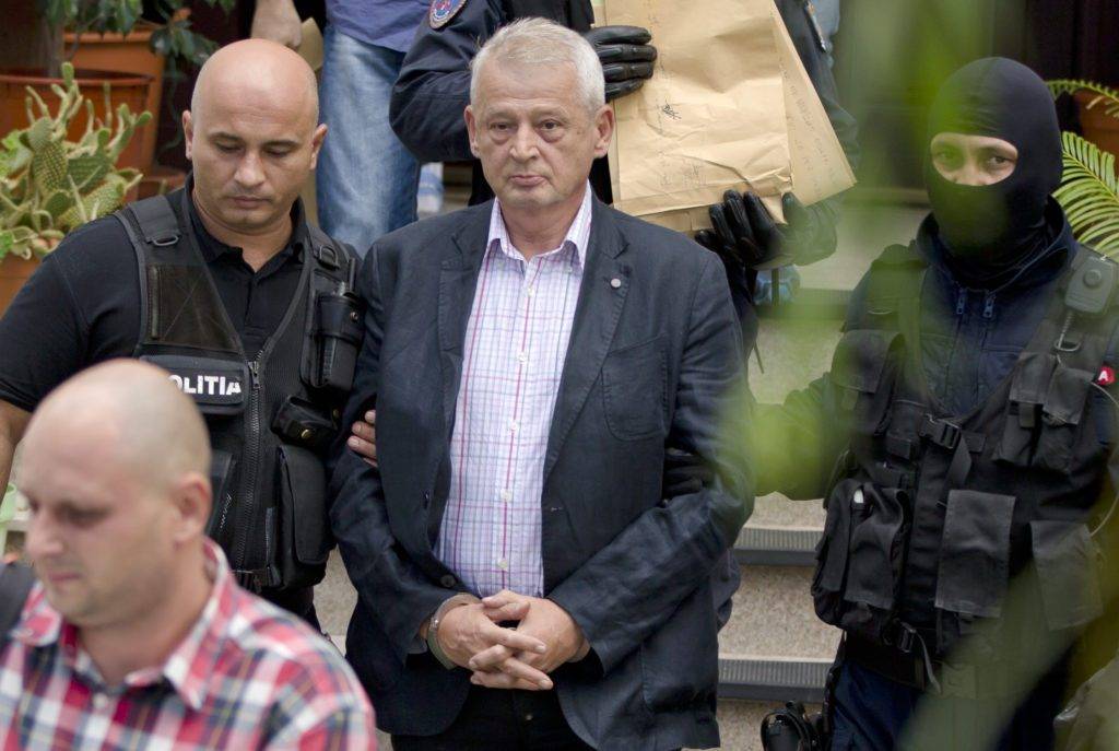Συνελήφθη στη Γλυφάδα ο καταζητούμενος πρώην δήμαρχος του Βουκουρεστίου
