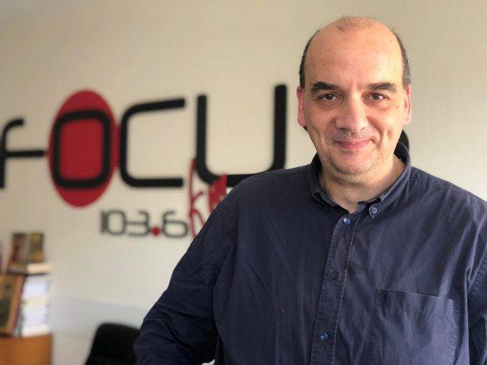 Κωνσταντίνος Φαρσαλινός: “Ορισμός των “fake news” οι δηλώσεις Πλεύρη περί τροποποιημένων εμβολίων” – ΗΧΗΤΙΚΟ Focus FM 