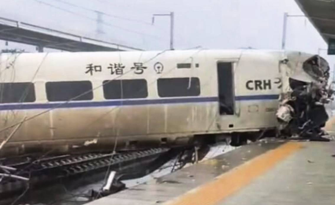 Τρένο υψηλής ταχύτητας εκτροχιάστηκε στην Κίνα - Νεκρός ο μηχανοδηγός