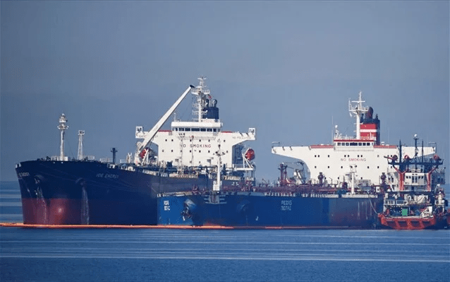 Ιράν: Δικαστική απόφαση ακυρώνει την κατάσχεση πετρελαίου σε ιρανικό τάνκερ
