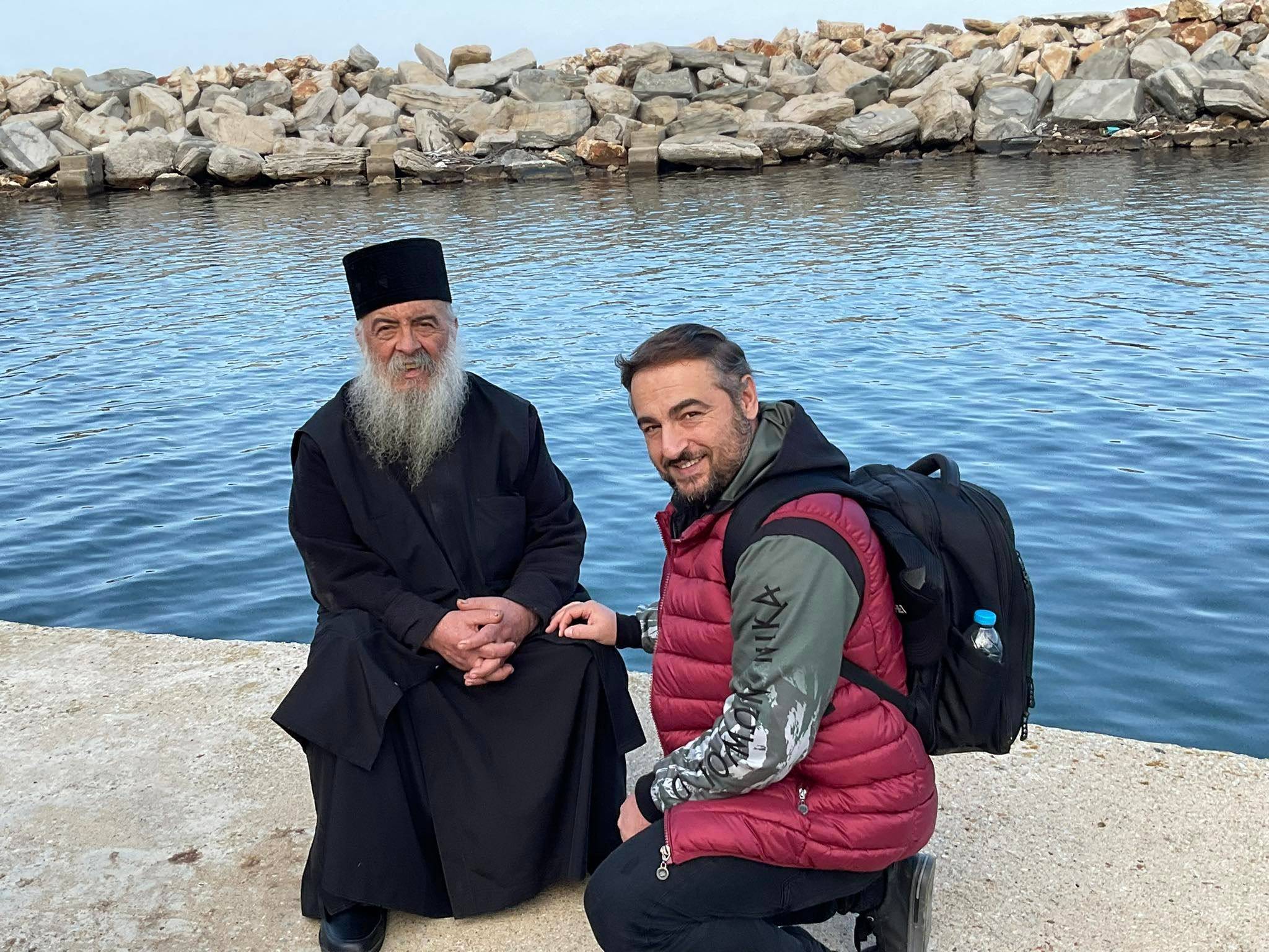 Γέροντας Μεθόδιος: "Η εκκλησία τι κάνει, ποιος είναι ο σκοπός της; Απέναντι στα εμβόλια, στις παρελάσεις υπερηφάνειας, στις 400.000 αμβλώσεις που πραγματοποιούνται κάθε χρόνο;" - ΗΧΗΤΙΚΟ Focus FM 103.6