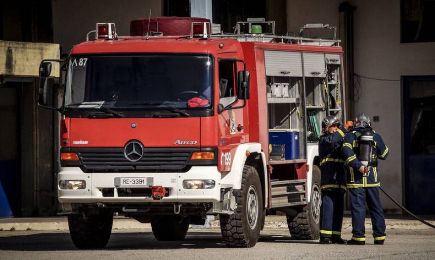 Κρήτη: Δύο πύρινα μέτωπα είχαν να αντιμετωπίσουν οι πυροσβεστικές δυνάμεις
