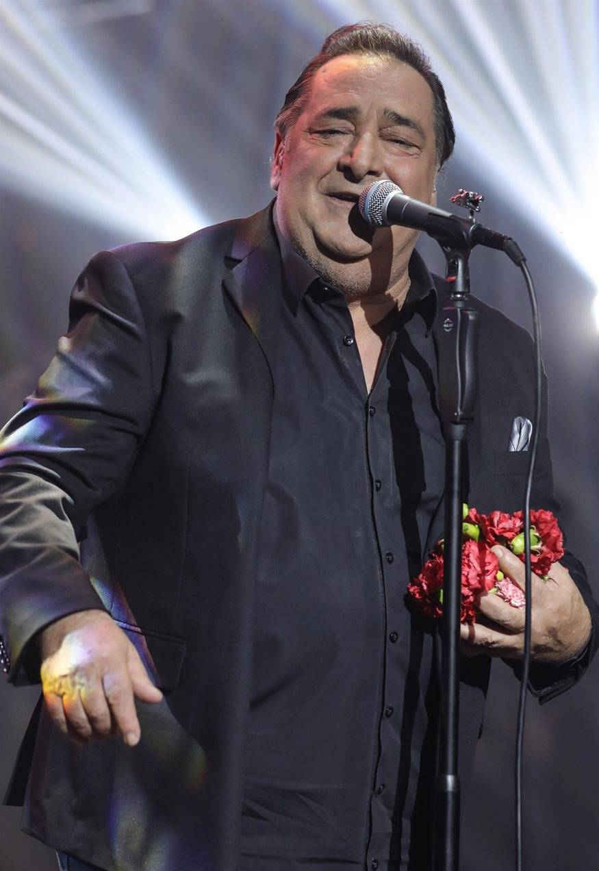 Μελβούρνη: Άγριο ξύλο σε συναυλία του Βασίλη Καρρά