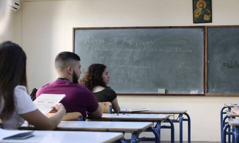 Πανελλαδικές 2022: Σε τέσσερα μαθήματα εξετάζονται σήμερα οι υποψήφιοι των ΕΠΑΛ