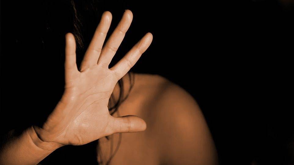 Ρόδος: Ο σύντροφος της μητέρας κακοποιούσε σεξουαλικά τα τρία της παιδιά