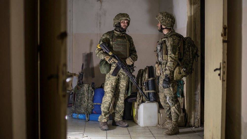 Η Ουκρανία επιβεβαίωσε ότι η Ρωσία κατέλαβε την ανατολική πόλη Λισιτσάνσκ