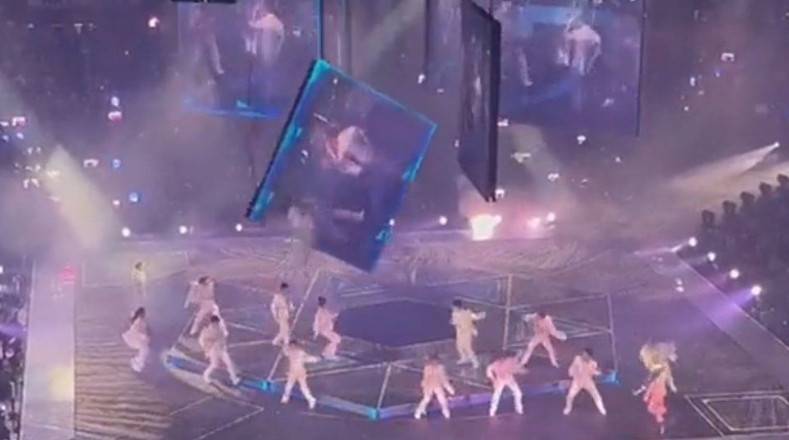 Χονγκ Κονγκ: Γιγαντιαία οθόνη έπεσε πάνω στην σκηνή κατά τη διάρκεια συναυλίας – Δύο σοβαρά τραυματίες