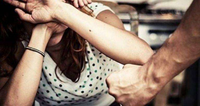 Χανιά: Απίστευτο περιστατικό,15χρονη που έκανε διακοπές με τον πατέρα της τον κατήγγειλε για ξυλοδαρμό