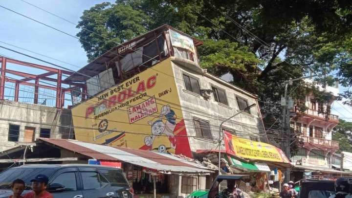 Καταστροφικός σεισμός: 7,1 Ρίχτερ χτύπησαν τις Φιλιππίνες