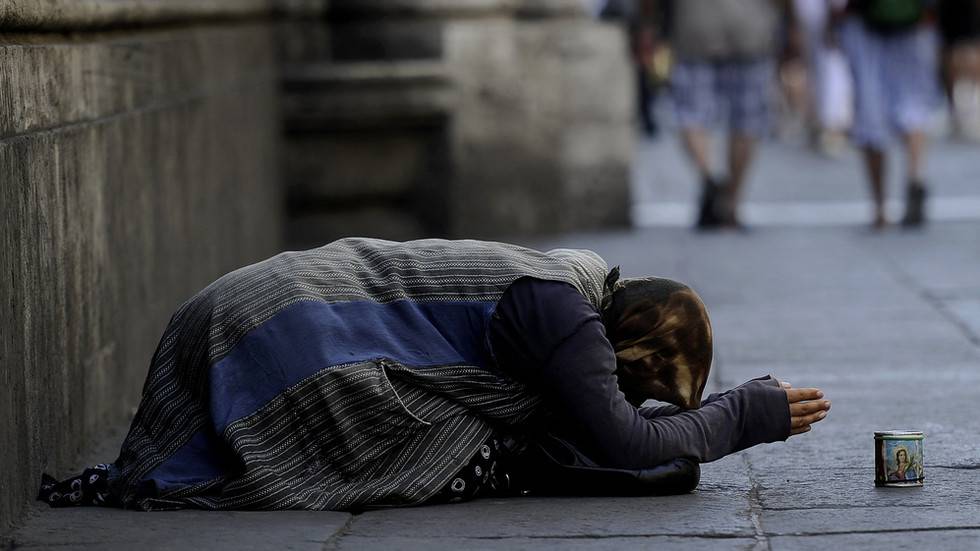 Forbes: «Η Ευρώπη θα γίνει τόσο απελπισμένη τον χειμώνα που θα αναγκαστεί να άρει ορισμένες κυρώσεις κατά της Ρωσίας»