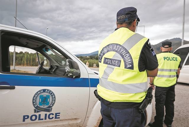 Δύο συλλήψεις διακινητών για μεταφορά παράνομων μεταναστών σε Ροδόπη και Έβρο