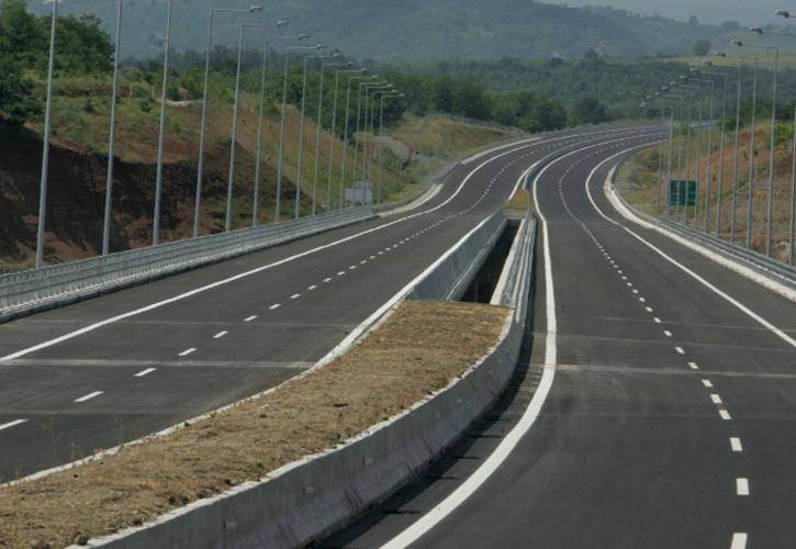 Προσωρινές κυκλοφοριακές ρυθμίσεις στην Εγνατία Οδό στην Ημαθία – Θα μεταφέρουν τμήματα ανεμογεννήτριας