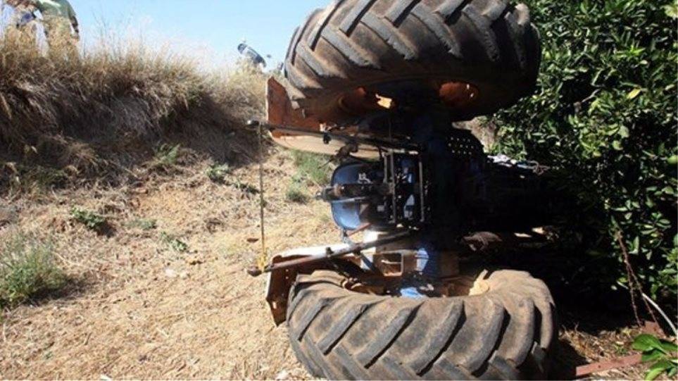 Ηλεία: Θανάσιμος τραυματισμός αγρότη μετά από ανατροπή του τρακτέρ του