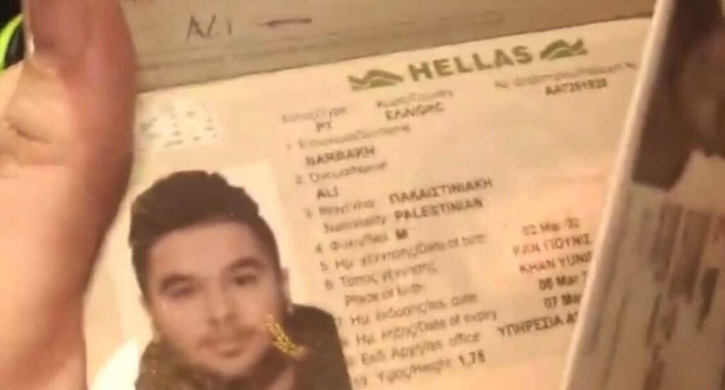 Βασίλης Φλώρος – οδηγός ταξί: Αλλοδαπός με ελληνικό διαβατήριο δεν μιλούσε καν ελληνικά – Αυτός και οι φίλοι του ήταν καλοντυμένοι και μου άφησαν 20 ευρώ πουρμπουάρ