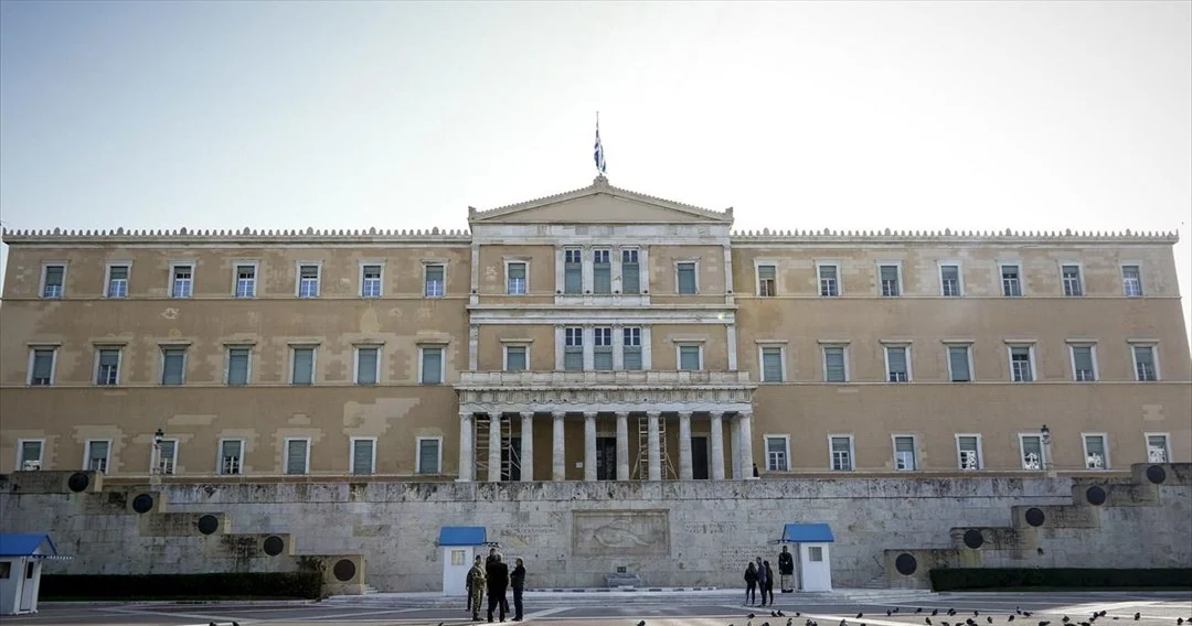 Παρακολουθήσεις: Αποχώρησαν από τη συνεδρίαση της Εξεταστικής ΣΥΡΙΖΑ και ΠΑΣΟΚ