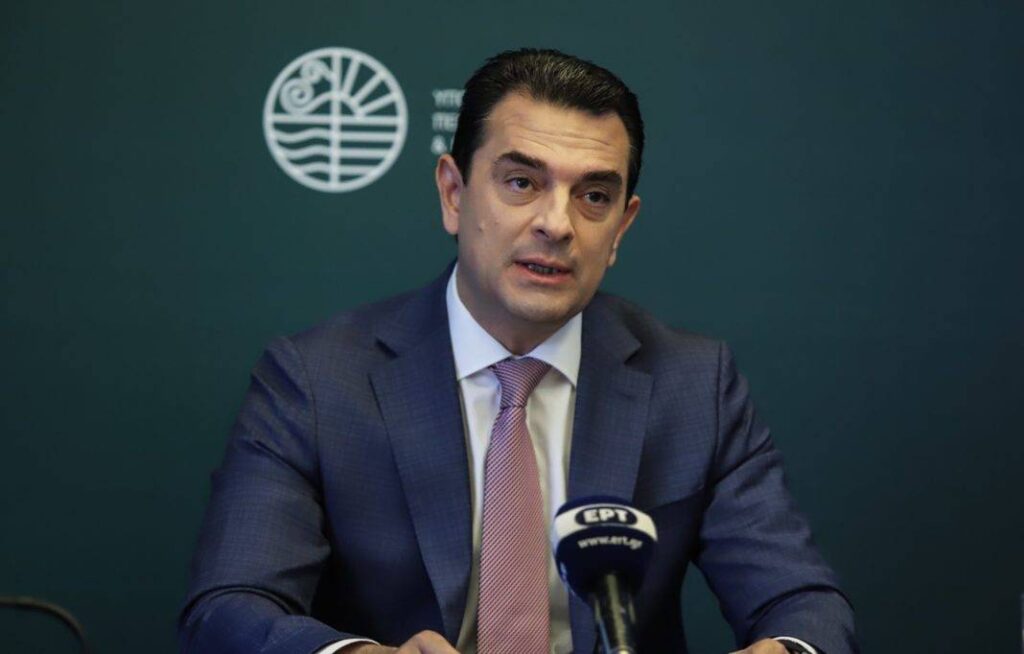 Τρεις κλίμακες επιδότησης για το ρεύμα και ενίσχυση για το φυσικό αέριο ανακοίνωσε ο Κώστας Σκρέκας