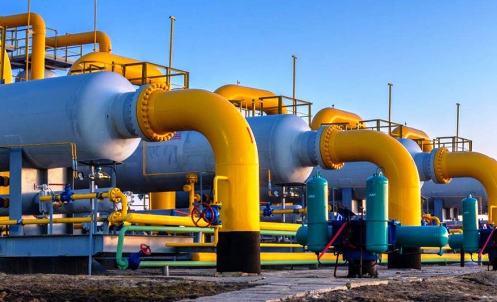 Μετά την Ινδία και την Κίνα και η Ινδονησία εξετάζει το ενδεχόμενο να αγοράσει ρωσικό πετρέλαιο για να μειώσει το ενεργειακό κόστος